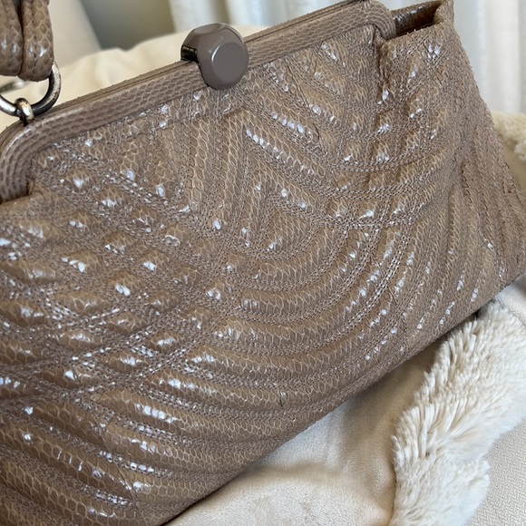 Bottega Veneta limited edition snakeskin - Picture 2 of 4